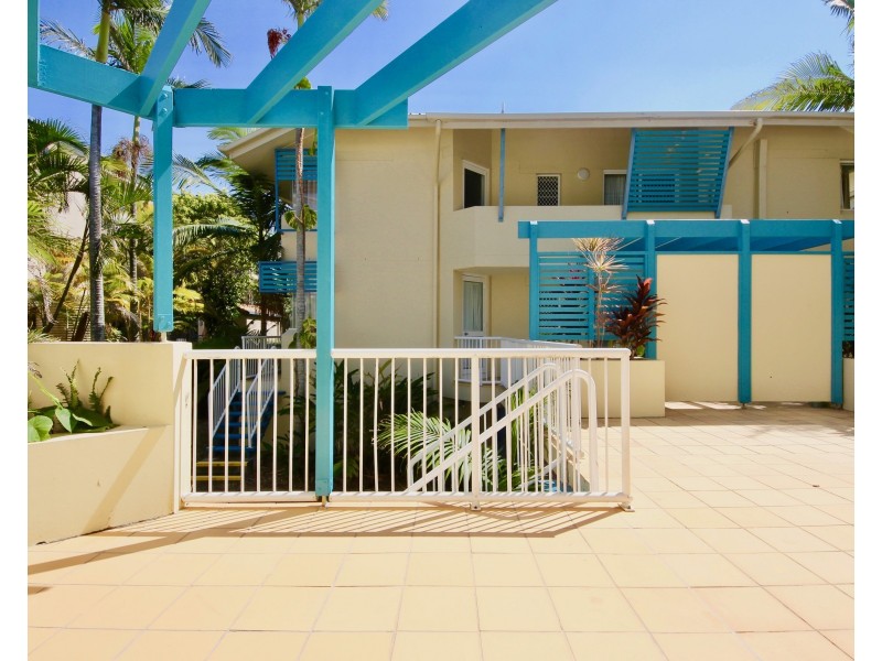 109/10 Alexandra Avenue, Mermaid Beach QLD 4218