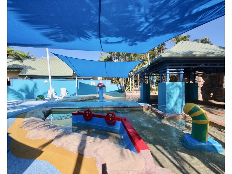 109/10 Alexandra Avenue, Mermaid Beach QLD 4218