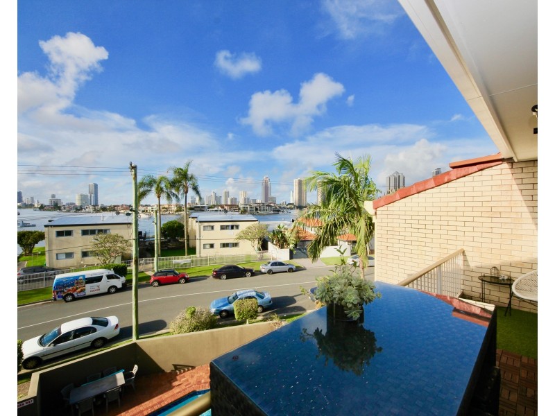 19/112 Stanhill Drive, Surfers Paradise QLD 4217