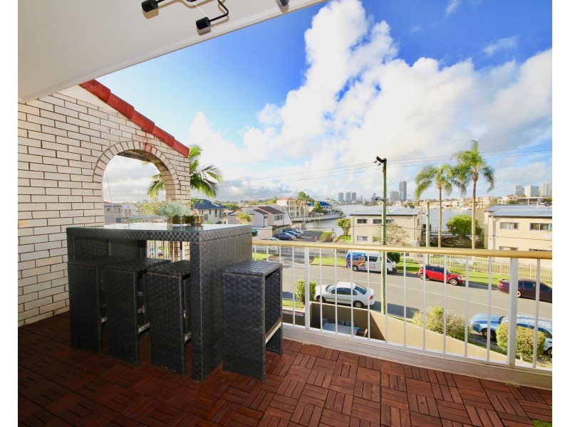 19/112 Stanhill Drive, Surfers Paradise QLD 4217