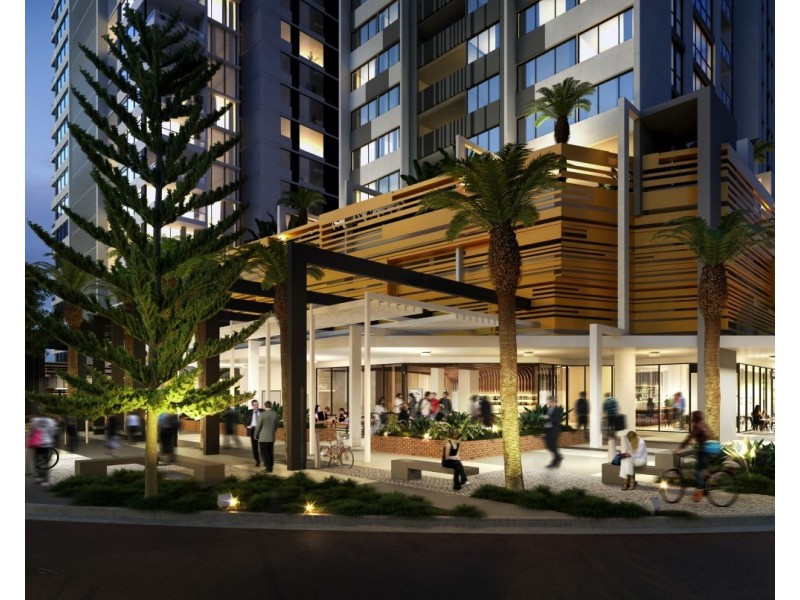 2/4 Jubilee Avenue, Broadbeach QLD 4218