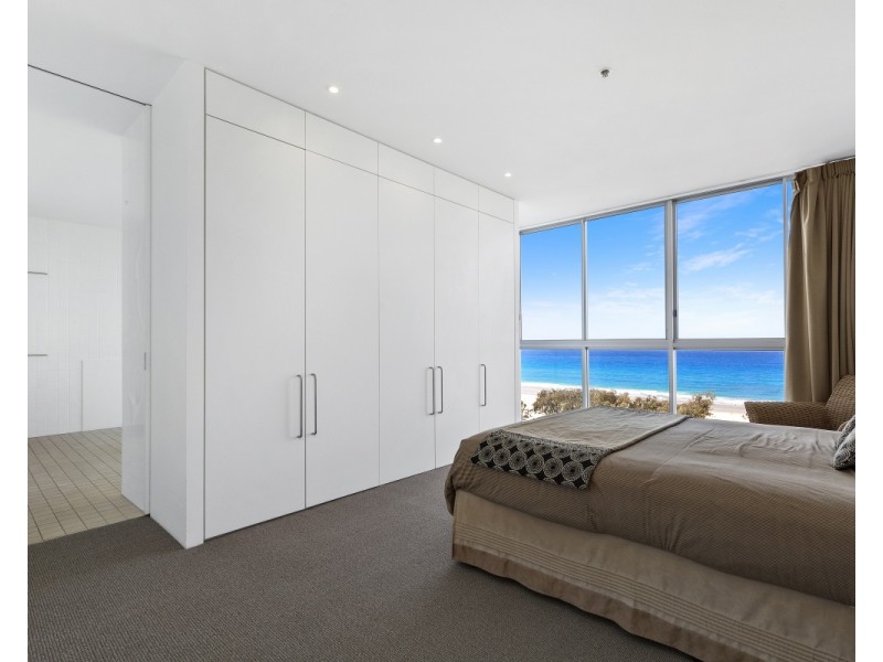 159 Old Burleigh Road, Broadbeach QLD 4218