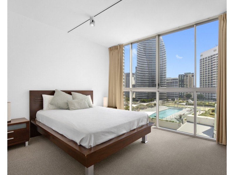 159 Old Burleigh Road, Broadbeach QLD 4218