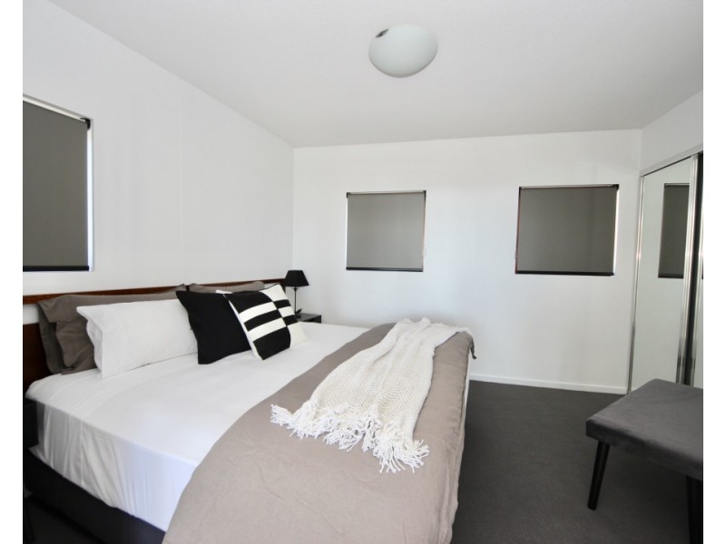 42 Surf Parade, Broadbeach QLD 4218
