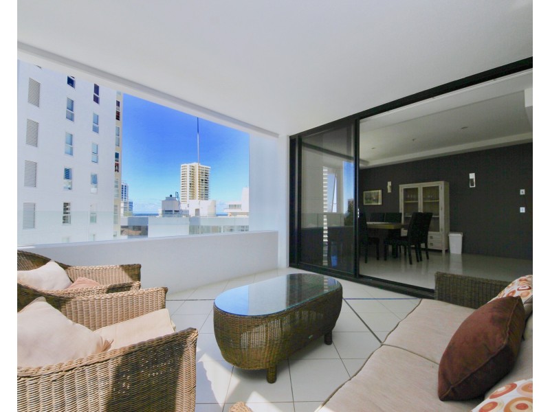 701/19 Albert Avenue, Broadbeach QLD 4218
