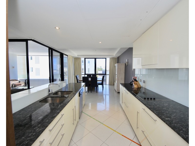 701/19 Albert Avenue, Broadbeach QLD 4218