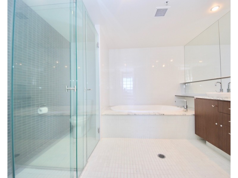 701/19 Albert Avenue, Broadbeach QLD 4218