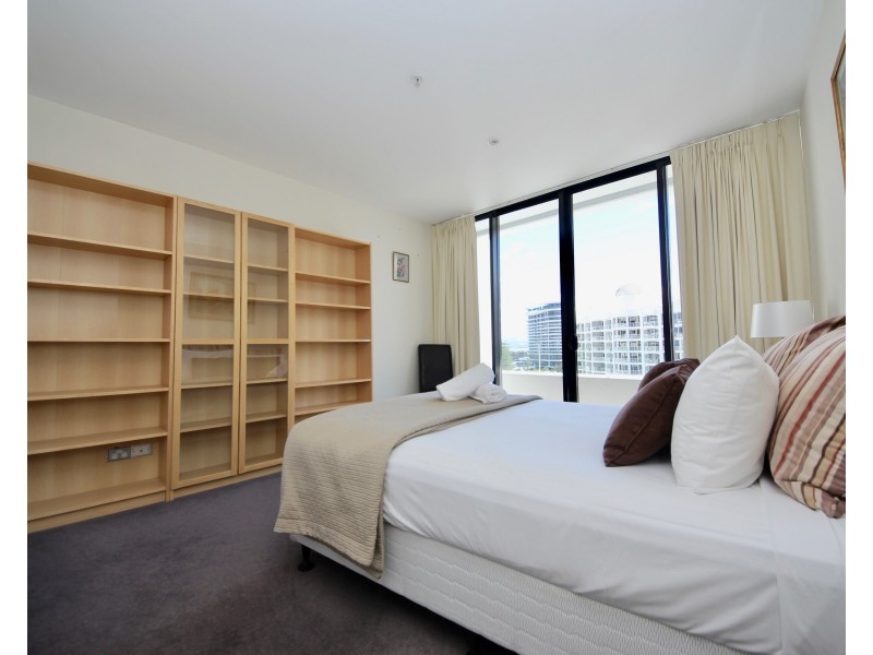 701/19 Albert Avenue, Broadbeach QLD 4218