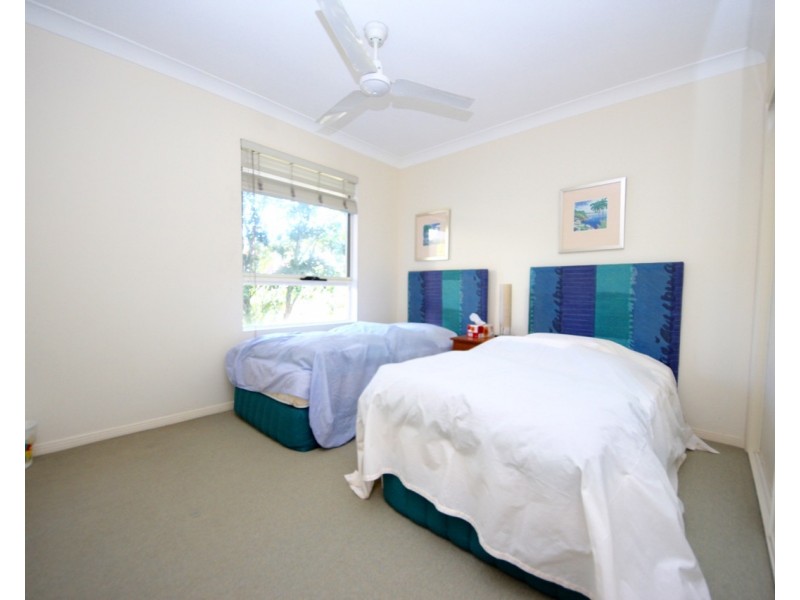 32-34 First avenue, Broadbeach QLD 4218