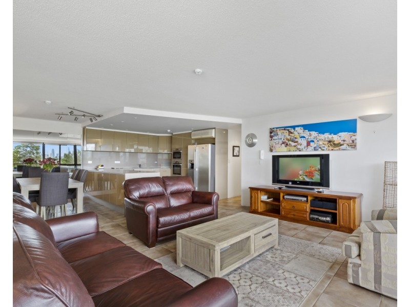 12/54 Hooker Boulevard, Mermaid Waters QLD 4218