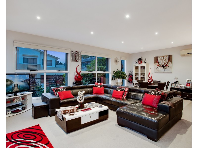 3/1 Cape Martin Lane, Varsity Lakes QLD 4227