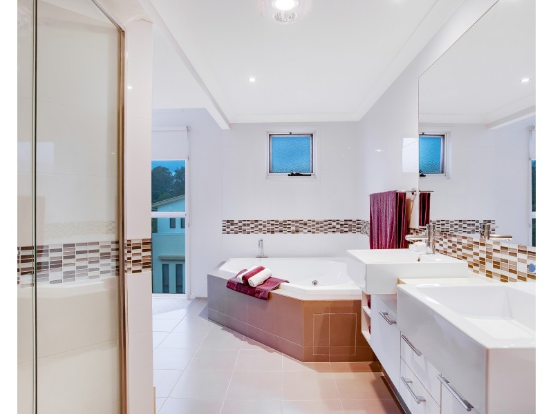 3/1 Cape Martin Lane, Varsity Lakes QLD 4227