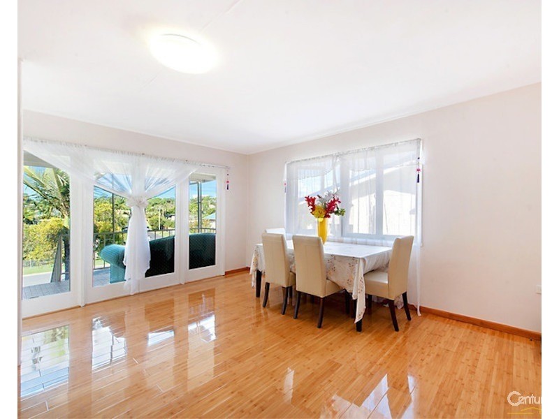 34 Geoffrey Avenue, Southport QLD 4215