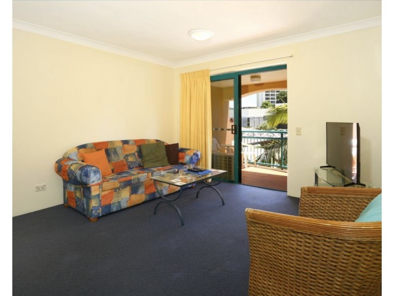 36/11 Philip Avenue, Broadbeach QLD 4218