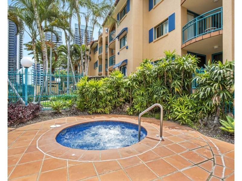36/11 Philip Avenue, Broadbeach QLD 4218