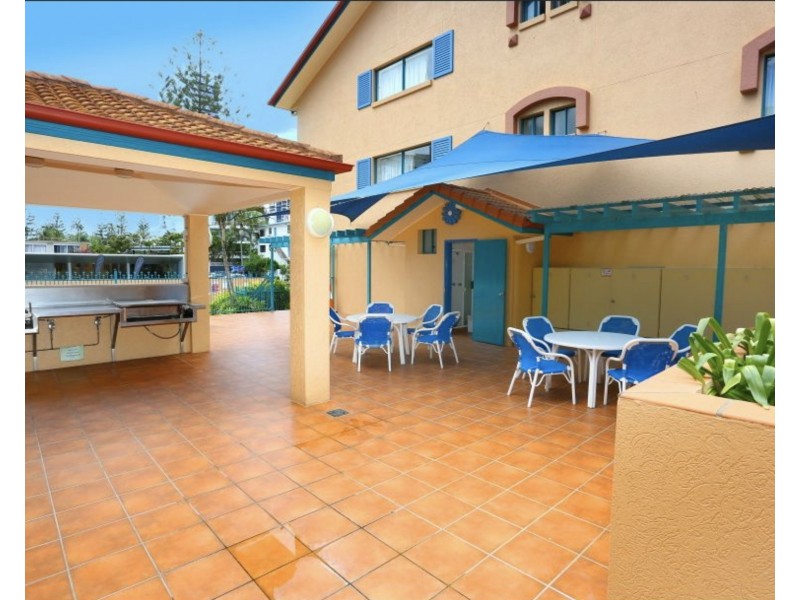 36/11 Philip Avenue, Broadbeach QLD 4218