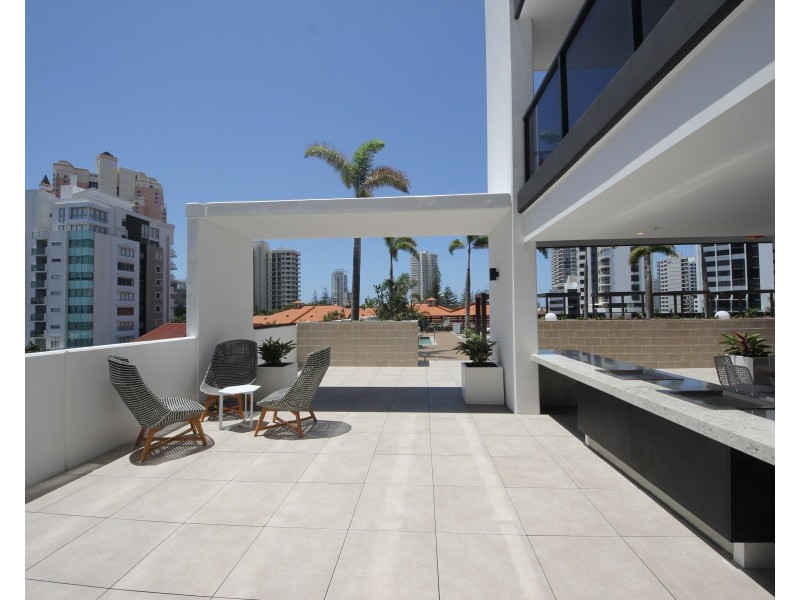 39/2-4 Jubilee Avenue, Broadbeach QLD 4218