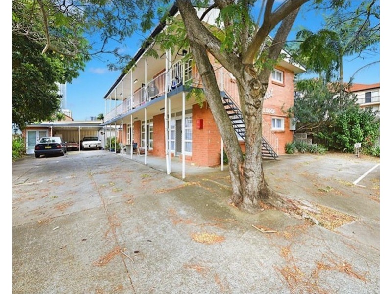 3/7 Leonard Ave, Surfers Paradise QLD 4217