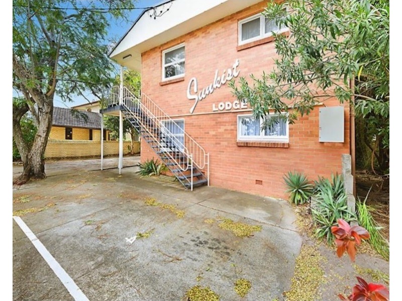 3/7 Leonard Ave, Surfers Paradise QLD 4217