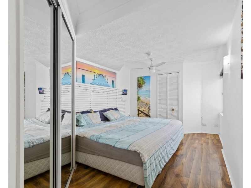 28/26 Old Burleigh Road, Surfers Paradise QLD 4217