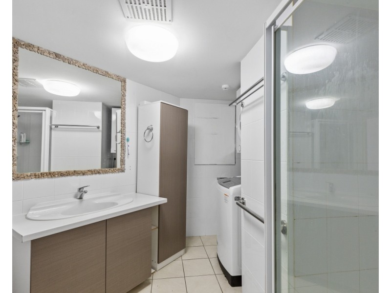 28/26 Old Burleigh Road, Surfers Paradise QLD 4217