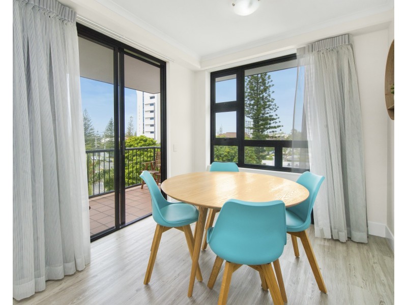 304/30 Surf Parade, Broadbeach QLD 4218