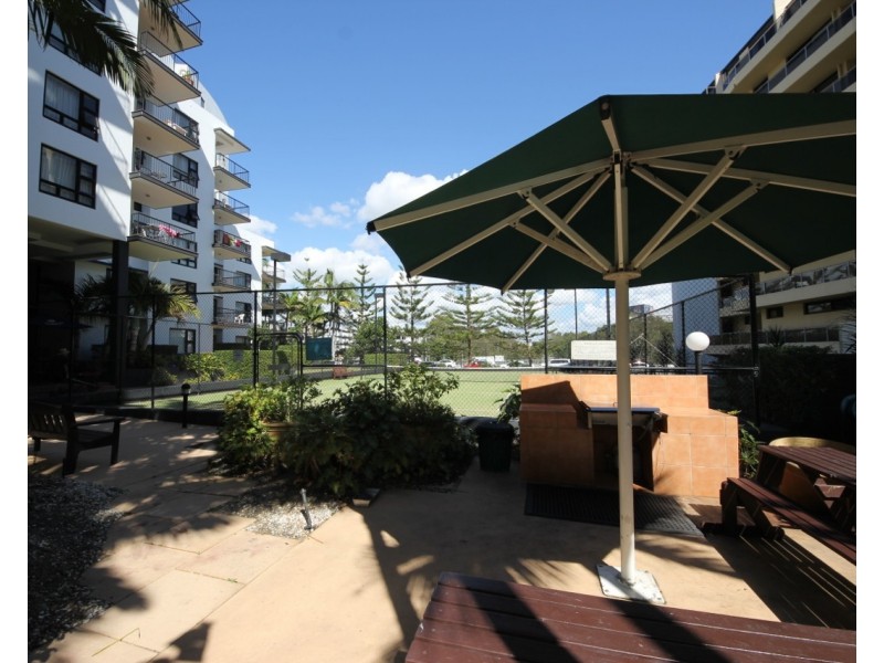 304/30 Surf Parade, Broadbeach QLD 4218