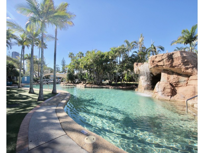 10 Alexandra Avenue, Mermaid Beach QLD 4218