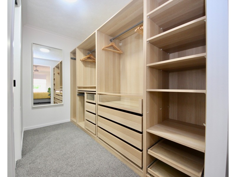 5/2489 Gold Coast Highway, Mermaid Beach QLD 4218