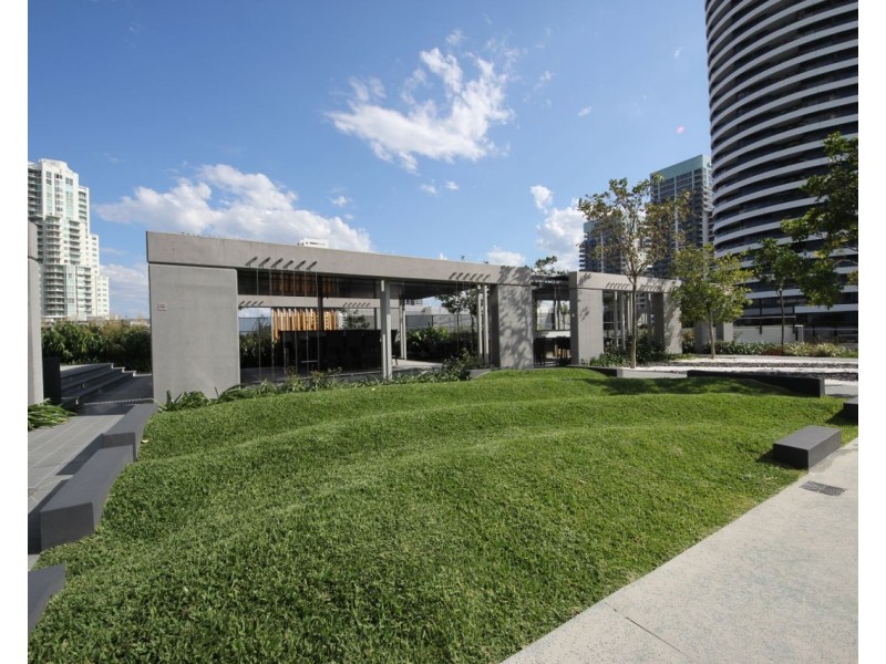 2401/1 Oracle Boulevard, Broadbeach QLD 4218