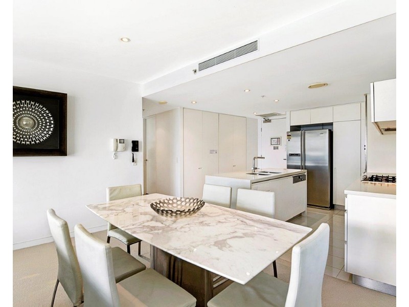 2303/21 Elizabeth Avenue, Broadbeach QLD 4218