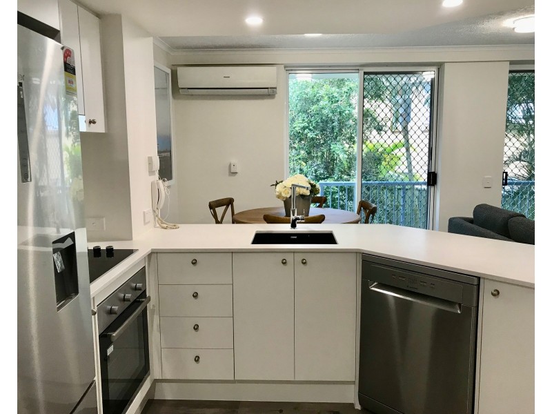 53/10 Alexandra Avenue, Mermaid Beach QLD 4218