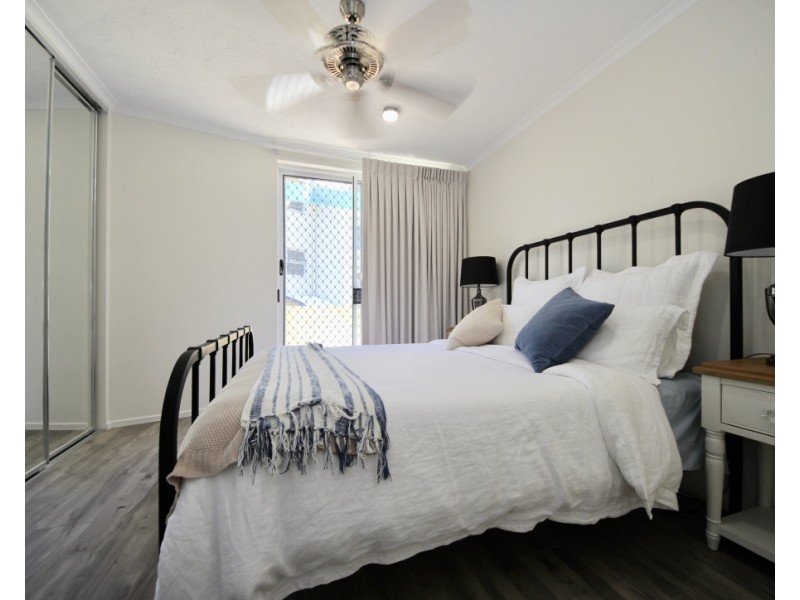 53/10 Alexandra Avenue, Mermaid Beach QLD 4218