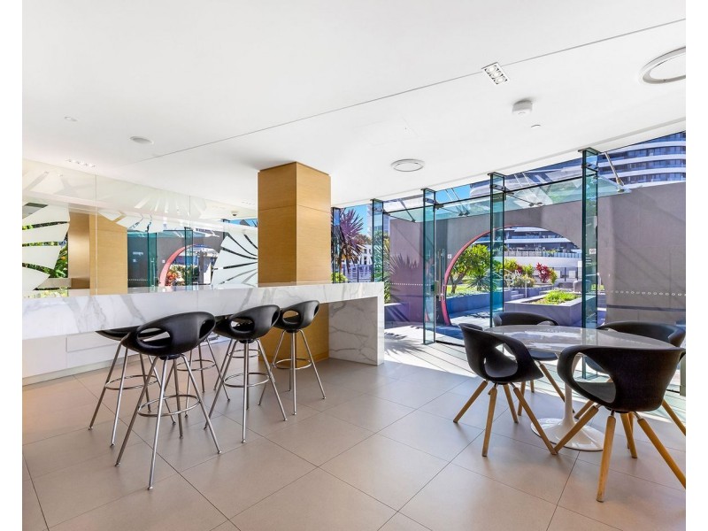 2705/21 Elizabeth Avenue, Broadbeach QLD 4218