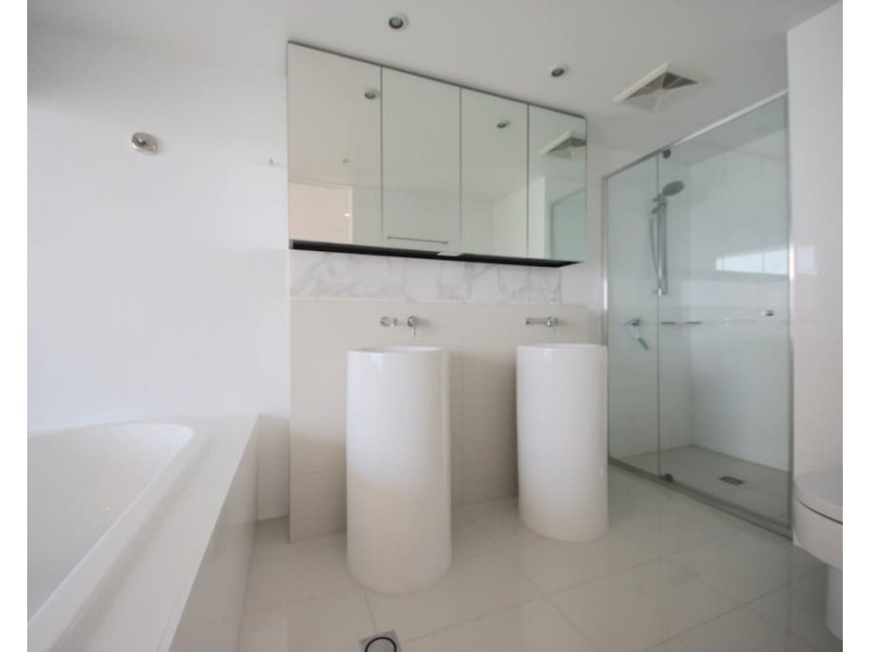 2705/21 Elizabeth Avenue, Broadbeach QLD 4218