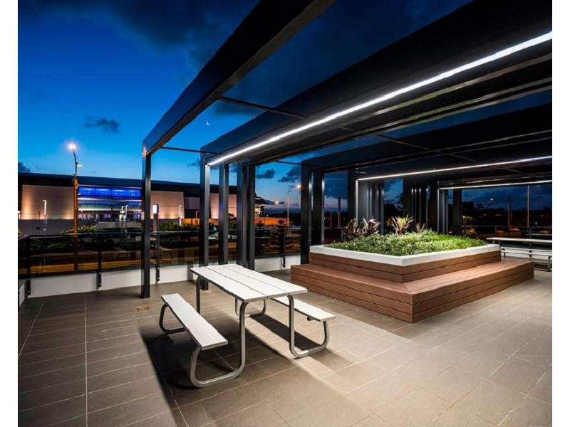 21/2729 Gold Coast Highway, Broadbeach QLD 4218