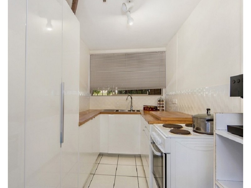10/9 Proud Street, Labrador QLD 4215