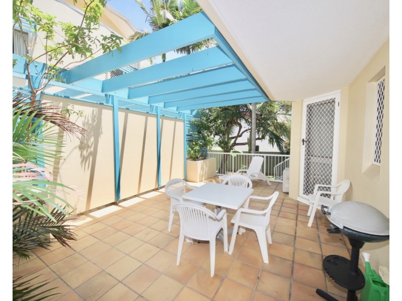 74/10 Alexandra Avenue, Mermaid Beach QLD 4218