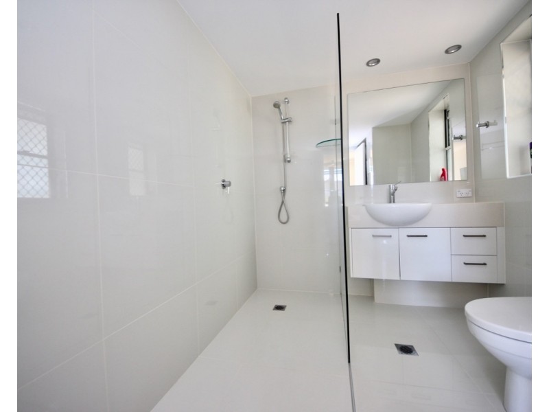 74/10 Alexandra Avenue, Mermaid Beach QLD 4218