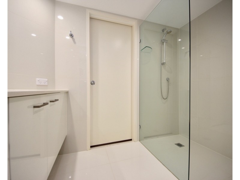 74/10 Alexandra Avenue, Mermaid Beach QLD 4218