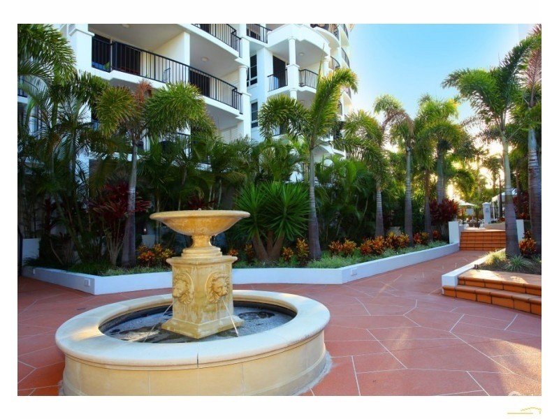 512/9 Beach Parade, Surfers Paradise QLD 4217