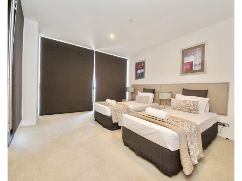602/19 Albert Avenue, Broadbeach QLD 4218