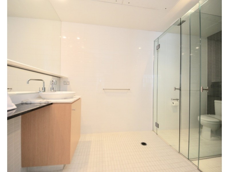 602/19 Albert Avenue, Broadbeach QLD 4218