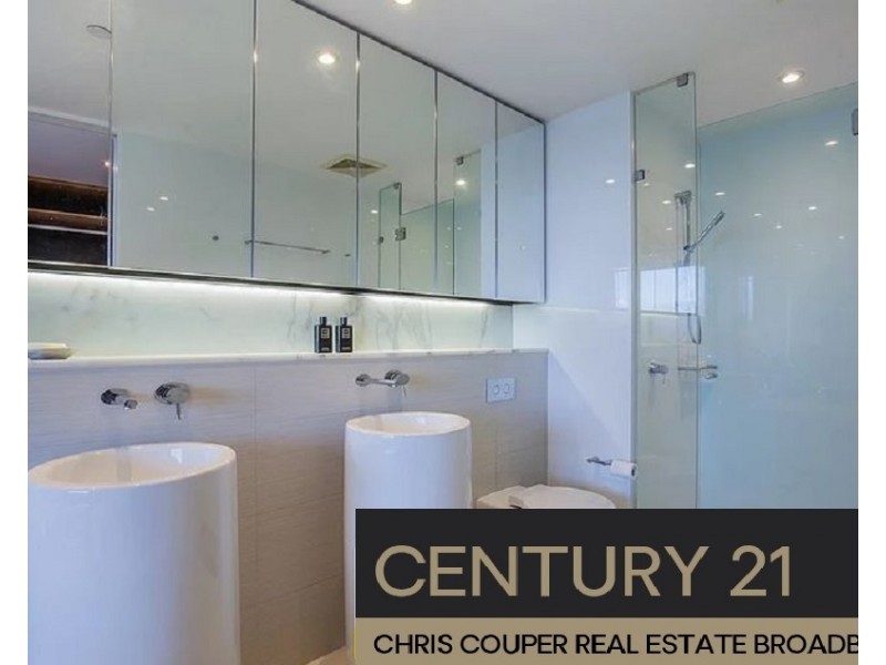 23803/21 Elizabeth Avenue, Broadbeach QLD 4218