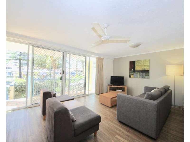 10 Alexandra Avenue, Mermaid Beach QLD 4218