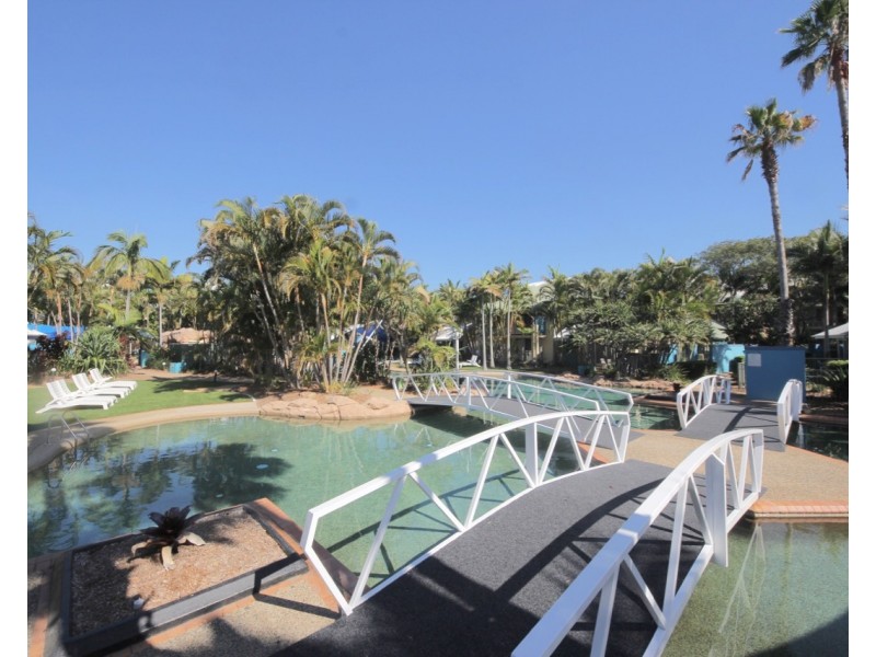 10 Alexandra Avenue, Mermaid Beach QLD 4218