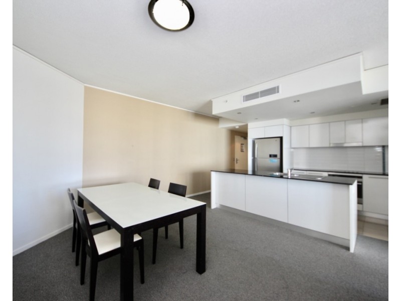 505/22  Surf Parade, Broadbeach QLD 4218