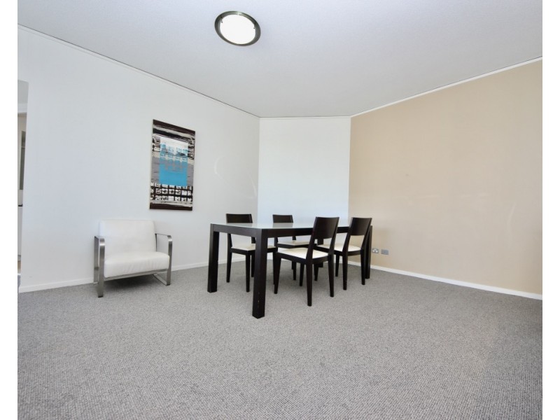 505/22  Surf Parade, Broadbeach QLD 4218