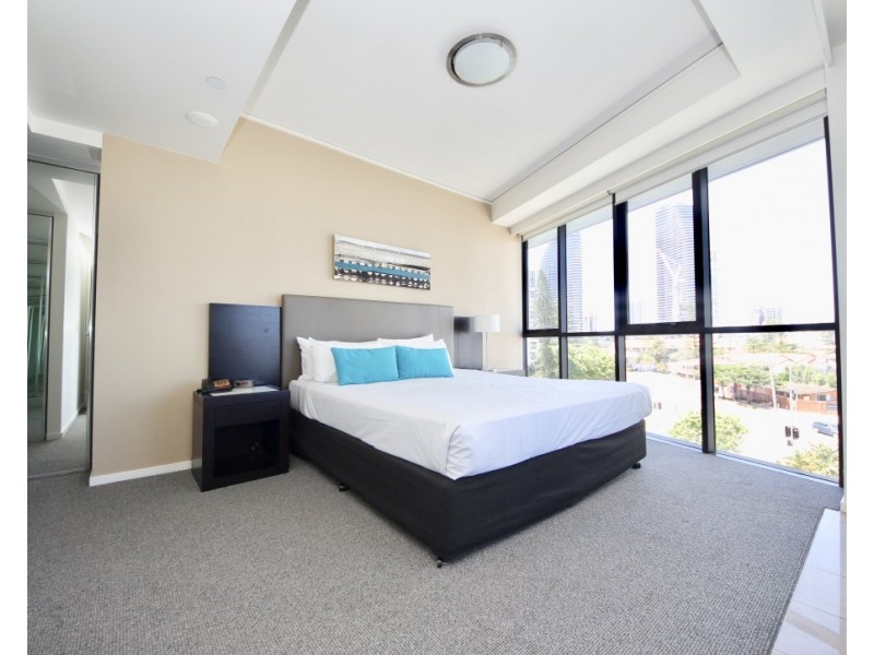 505/22  Surf Parade, Broadbeach QLD 4218