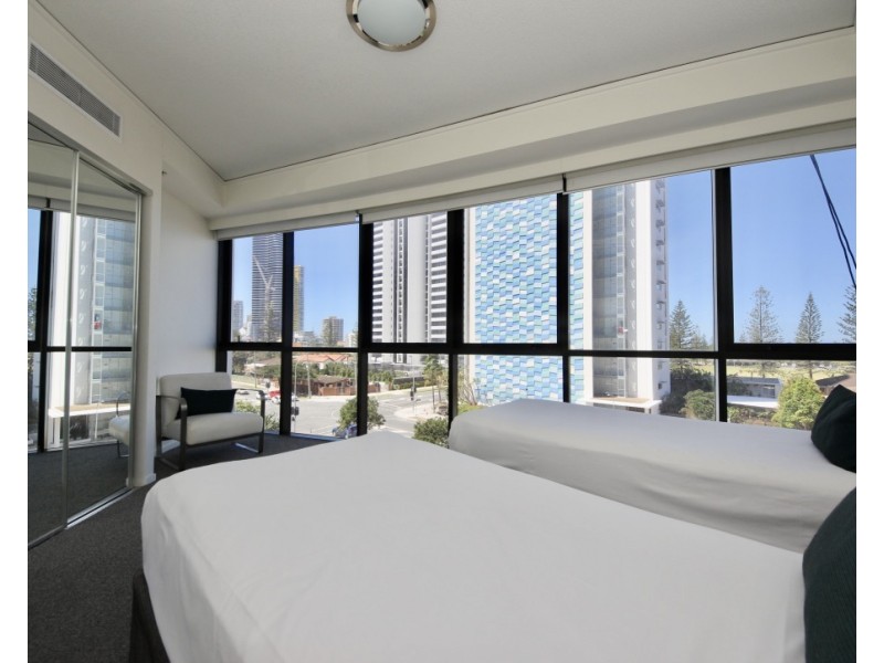505/22  Surf Parade, Broadbeach QLD 4218